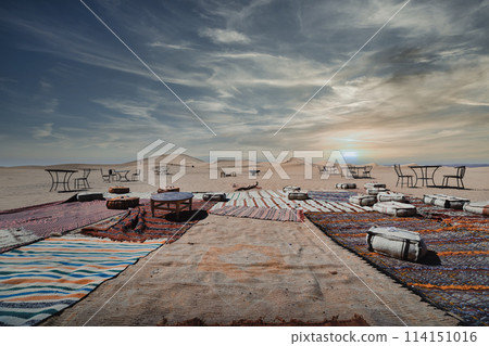 Sahara desert in Mhamid El Ghizlane, southern Morocco in the evening 114151016
