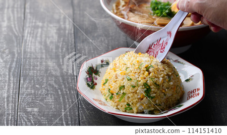 Fried rice and ramen 114151410