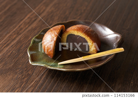 Karinto manju image 114153166