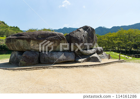 [Nara Prefecture] Asuka Village Ishibutai Tomb (photographed on 2012/09/27) 114161286