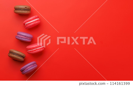 Various colorful macaroons Various colorful macaroons 114161399