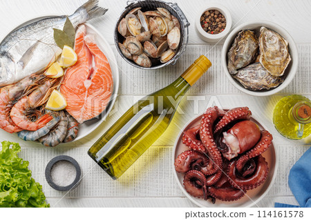 Seafood Platter Delight 114161578