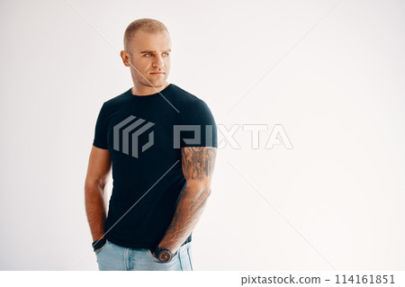 Confident handsome man looking to copy space 114161851