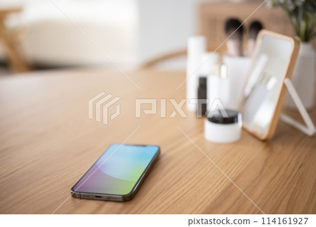 toilet article, cosmetics, mirror 114161927