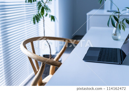 時尚裝潢男 114162472