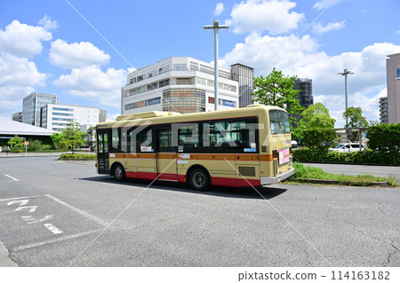 LUZ Shonan Tsujido in front of Tsujido Station 114163182