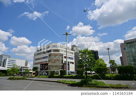 LUZ Shonan Tsujido in front of Tsujido Station 114163184