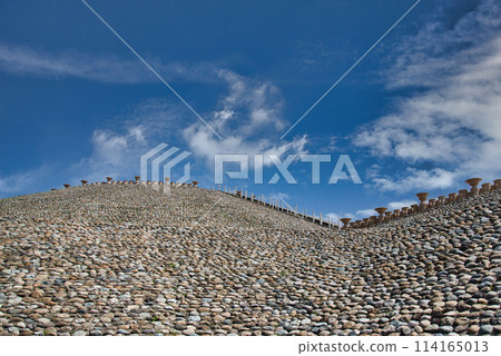 兵庫縣最大的古墳-五色塚古墳 兵庫縣最大的古墳-五色塚古墳 114165013