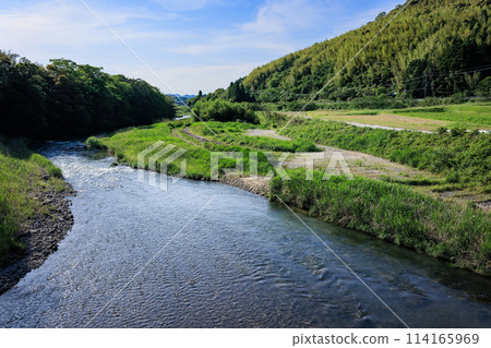 The Hiwaki River as seen from Sangabashi Bridge (Uranona, Iriki-cho, Satsumasendai City, Kagoshima Prefecture) The Hiwaki River as seen from Sangabashi Bridge (Uranona, Iriki-cho, Satsumasendai City, Kagoshima Prefecture) 114165969