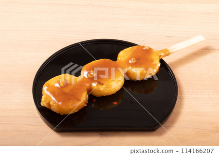 Gohei mochi (with walnuts) Gohei mochi (with walnuts) 114166207