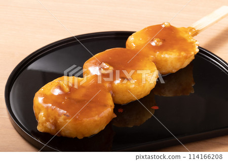 Gohei mochi (with walnuts) Gohei mochi (with walnuts) 114166208