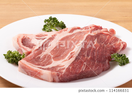 [沖繩產Agu豬肉]牛排和炸肉排用豬肩腰肉 114166831