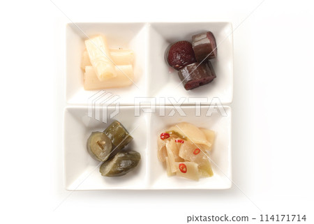 Pickles from Okabe-cho, Fukaya City: Assortment of green onions, cucumbers, and zha cai Pickles from Okabe-cho, Fukaya City: Assortment of green onions, cucumbers, and zha cai 114171714