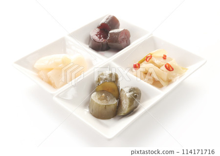 Pickles from Okabe-cho, Fukaya City: Assortment of green onions, cucumbers, and zha cai Pickles from Okabe-cho, Fukaya City: Assortment of green onions, cucumbers, and zha cai 114171716