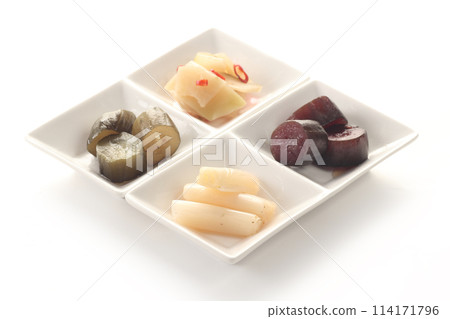 Pickles from Okabe-cho, Fukaya City: Assortment of green onions, cucumbers, and zha cai Pickles from Okabe-cho, Fukaya City: Assortment of green onions, cucumbers, and zha cai 114171796