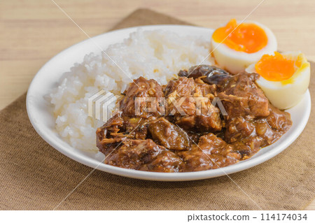 鯖魚罐頭咖哩飯 114174034