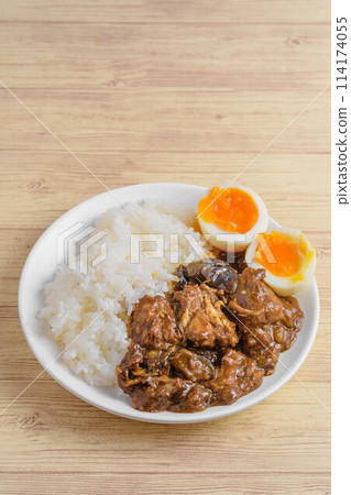 Canned mackerel curry rice 114174055