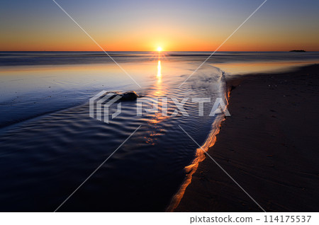 Coastal scenery 114175537