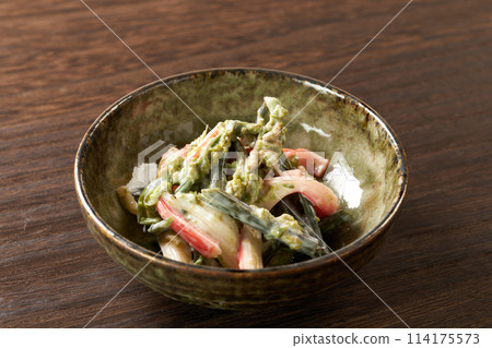 Wild plants: bracken with mayonnaise 114175573