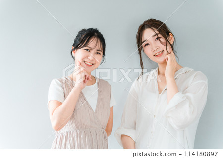 皮膚保養、美容、美容、化妝、沙龍、美容院、女性形象 皮膚保養、美容、美容、化妝、沙龍、美容院、女性形象 114180897