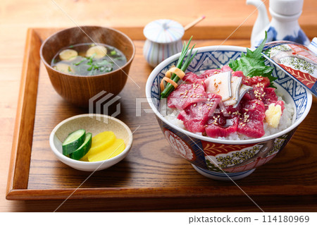 Whale sashimi bowl made with raw minke whale meat. Freshly caught raw (not frozen) local cuisine. Taiji, Wakayama Prefecture. Whale sashimi bowl made with raw minke whale meat. Freshly caught raw (not frozen) local cuisine. Taiji, Wakayama Prefecture. 114180969