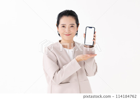 Middle female business smaho 114184762