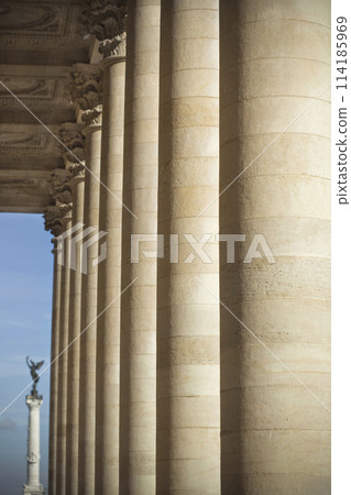 Opera and Girondins Statue in Bordeaux French city 114185969