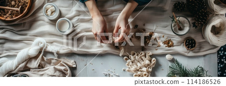 Young married Asian couple in the maternity hospital 114186526