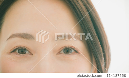 40多歲女人的眼睛 114187368