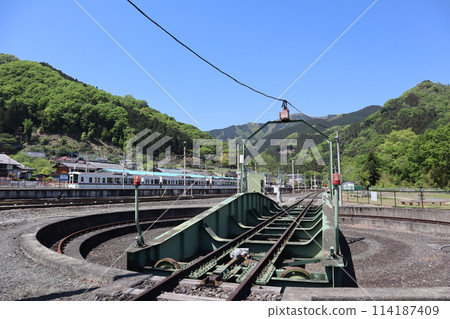 秩父鐵道三峰口站 SL 轉盤 秩父鐵道三峰口站 SL 轉盤 114187409