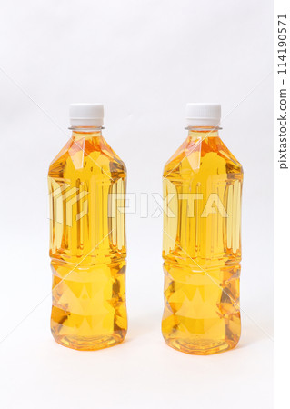 Drinking water, drinks, white background, brown, PET bottles, drinks, drinks, hydration, hydration, beverages Drinking water, drinks, white background, brown, PET bottles, drinks, drinks, hydration, hydration, beverages 114190571