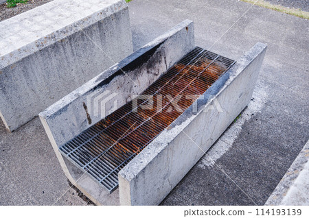 U型槽燒烤桌 114193139