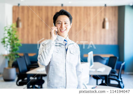 business person in work clothes 114194047