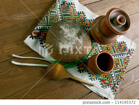 Russian round bread Russian round bread 114195372