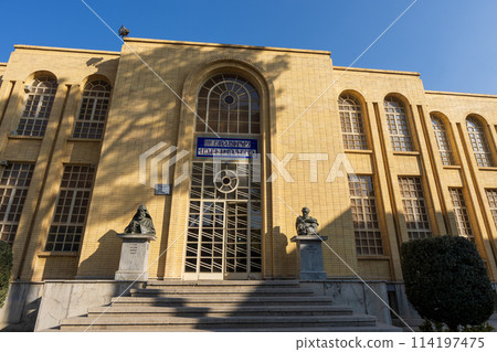 Statue on the facade of the Khachatur Kaiserazi Museum in Isfahan, Iran. 114197475