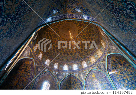 Sheikh Lotfollah Mosque 114197492