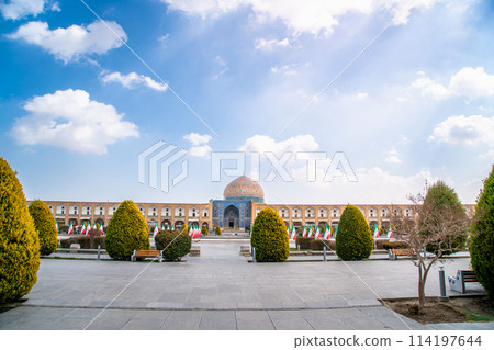 Sheikh Lotfollah Mosque 114197644