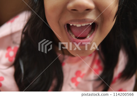 close up of child screaming at home close up of child screaming at home 114200566