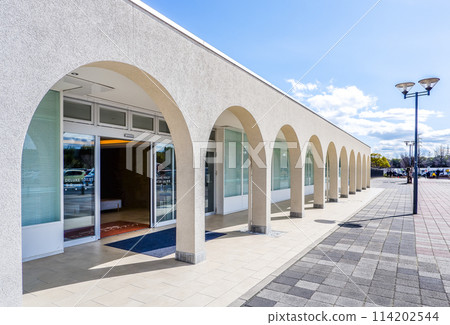 刈谷高速公路綠洲豪華廁所入口場景 114202544