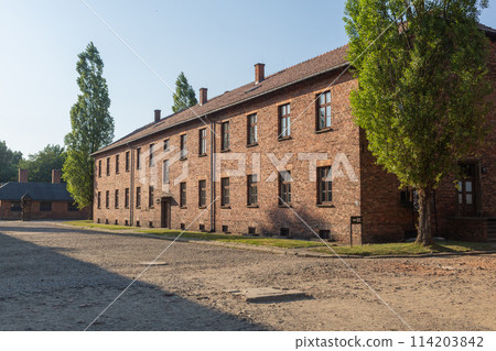 【波蘭】奧斯威辛-比克瑙集中營紅磚建築外觀 114203842