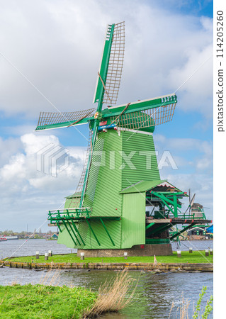 Dutch windmill village Zaanse Schans 114205260
