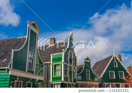 Dutch windmill village Zaanse Schans 114205281