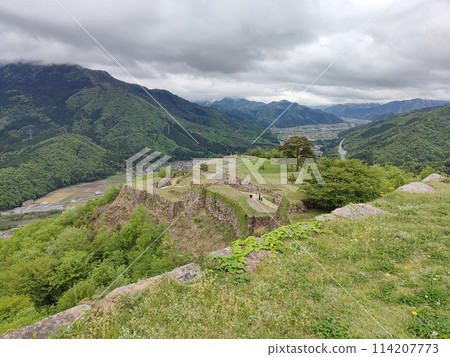 Takeda Castle Ruins: The beauty of an ancient castle reminiscent of Japan's Machu Picchu Takeda Castle Ruins: The beauty of an ancient castle reminiscent of Japan's Machu Picchu 114207773