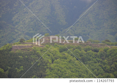 Takeda Castle Ruins: The beauty of an ancient castle reminiscent of Japan's Machu Picchu 114207793