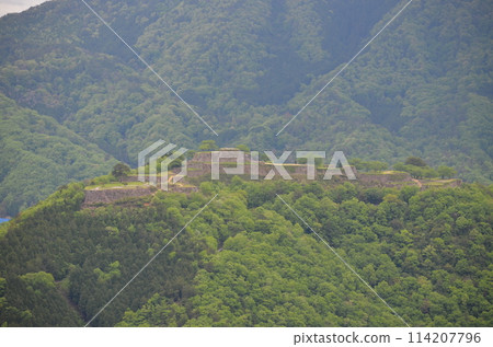 Takeda Castle Ruins: The beauty of an ancient castle reminiscent of Japan's Machu Picchu Takeda Castle Ruins: The beauty of an ancient castle reminiscent of Japan's Machu Picchu 114207796