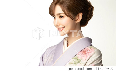 A woman in a kimono 114208600