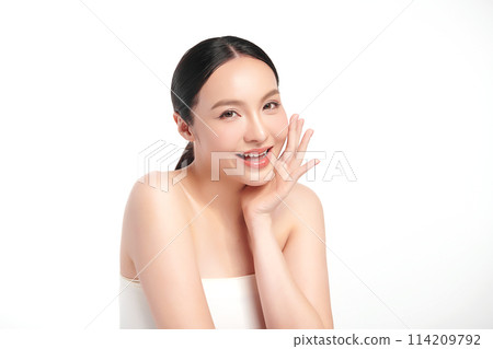 Beautiful young asian woman with clean fresh skin on white background, Face care, Facial treatment, Cosmetology, beauty and spa, Asian women portrait. 114209792
