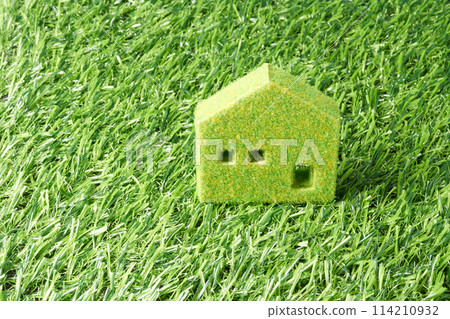 SDGs image 114210932