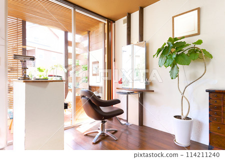 時尚美髮沙龍的內部形象 114211240