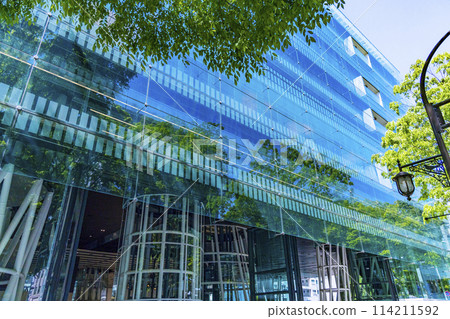 Sendai Mediatheque 114211592